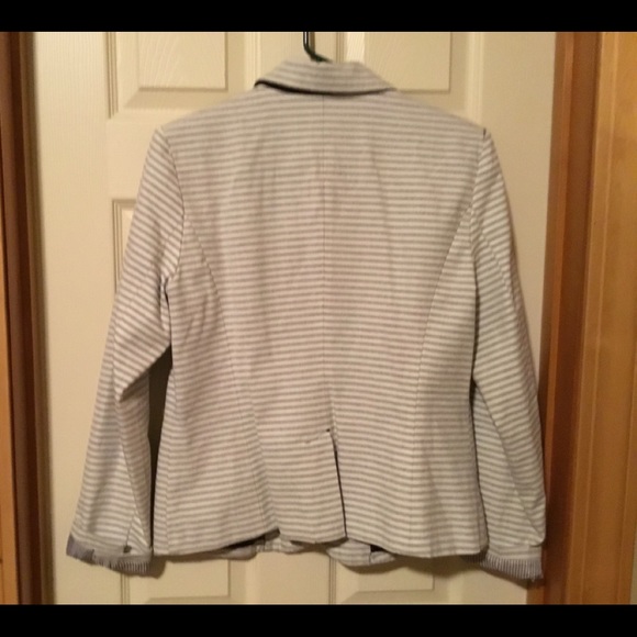 Jacket/Blazer - Picture 4 of 10